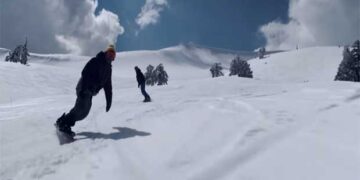 Ζώντας μέσα σε ένα ιγκλού στη Βασιλίτσα! Η απόλυτη χειμερινή περιπέτεια! Δείτε βίντεο