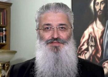 Μητροπολίτης προς μαθητές: «Ελάτε για εκκλησιασμό και κερνάω καφέ – Αυτό το στόρι θα είναι το καλύτερο στο Instagram» (Video)