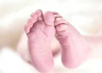 Τραγωδία στη Θεσσαλονίκη: Νεογέννητο βρέθηκε νεκρό σε σάκο – Κατηγορείται η 17χρονη μητέρα