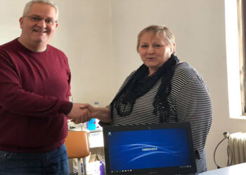 Δωρεά ενός υπερσύγχρονου ηλεκτρονικού υπολογιστή στο Περιφερειακό Ιατρείο Αιανής