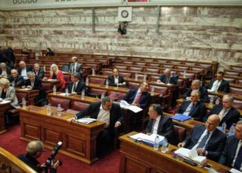 Πέρασε κατά πλειοψηφία η Συμφωνία των Πρεσπών από την επιτροπή της Βουλής