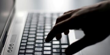 Προβλήματα στο internet για χιλιάδες χρήστες στην Ελλάδα