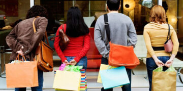 Διαφορά φάσης στο λιανεμπόριο μεταξύ Αθήνας και περιφέρειας