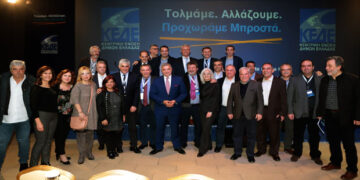 Με κατάθεση προτάσεων εκπροσώπων της Αυτοδιοίκησης από όλη τη χώρα ολοκληρώθηκε το ειδικό θεματικό συνέδριο της ΚΕΔΕ για τη Συνταγματική Αναθεώρηση στη Θεσσαλονίκη