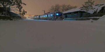 Ο Σιδηροδρομικός Σταθμός Φλώρινας “θαμμένος” στο χιόνι! Φωτογραφία