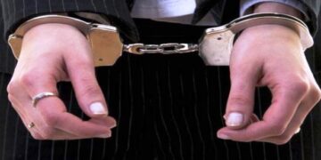 Συνελήφθη 34χρονος στην Κοζάνη σε βάρος του οποίου εκκρεμούσε απόφαση δικαστηρίου για βιασμό και αποπλάνηση παιδιού