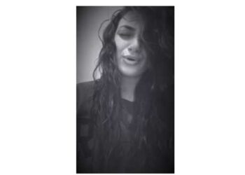 “Θέλω να σε ξαναδώ” σε ποντιακή εκτέλεση: Η ερμηνεία της νεαρής Μάρθας Παπαδοπούλου που “έριξε” τα social media! (video)