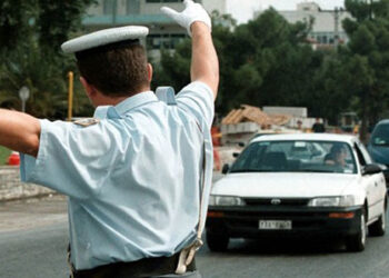 Καστοριά: Καραμπόλα τεσσάρων αυτοκινήτων εξ αιτίας του χιονιού