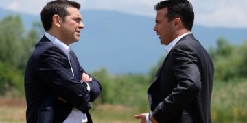 Σύντροφοι, παιδιά και μετακλητοί υπάλληλοι, οι καλλιτέχνες που στηρίζουν τη Συμφωνία των Πρεσπών- Δείτε τη λίστα