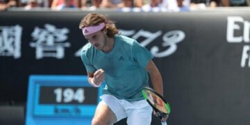 Ο Τσιτσιπάς κερδίζει τον Φέντερερ με 3-1 σετ και γράφει ιστορία