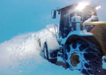 Χιονοθύελλα όλη μέρα στη Βασιλίτσα – Πάνω από 2 μέτρα χιόνι σε πολλά σημεία (VIDEO)