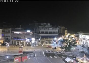 Ασθενής χιονόπτωση αυτή την ώρα στην Κοζάνη