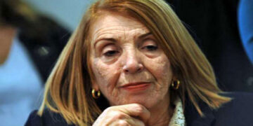 Τ. Χριστοδουλοπούλου προς ΝΔ: Οι δημόσιοι υπάλληλοι θα σας στείλουν και πάλι στην αντιπολίτευση