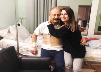 Η τρυφερή ανάρτηση της κόρης του Σάββα Ζαμανίδη και η φωτογραφία μέσα από το νοσοκομείο