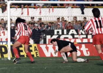 Πώς «γεννήθηκε» η αντιπαλότητα ανάμεσα σε Ολυμπιακό και ΑΕΚ