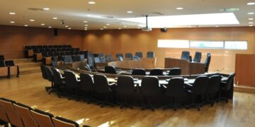 Ν/Σ: τα Δημοτικά Συμβούλια θα αποφασίζουν με τους πραγματικά παρόντες