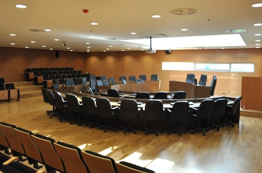 Ν/Σ: τα Δημοτικά Συμβούλια θα αποφασίζουν με τους πραγματικά παρόντες