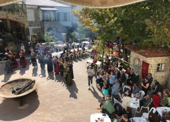 Με επιτυχία και αρκετό κόσμο η 9η Γιορτή Κάστανου στο Εμπόριο Εορδαίας