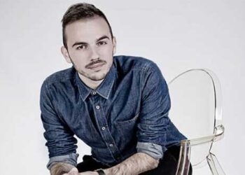 Ο Καστοριανός ψυχολόγος, Βασίλης Κιοσσές κέρδισε Παγκόσμιο Βραβείο Καινοτομίας για πρότυπη εκπαίδευση στην ενσυναίσθηση