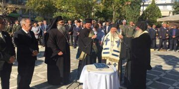 Επιμνημόσυνη δέηση και καταθέσεις στεφάνων στην κεντρική πλατεία της Πτολεμαΐδας για τα Ελευθέρια της πόλης