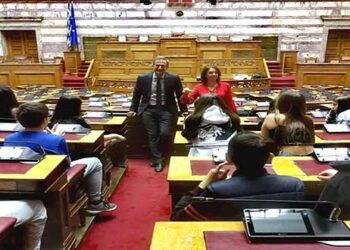 O Στάθης Κωνσταντινίδης  για την επίσκεψη στη Βουλή από το 3ο Γυμνάσιο Κοζάνης