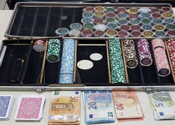 Συνελήφθησαν 11 άτομα για παράνομο πόκερ, σε περιοχή της Πτολεμαΐδας – Κατασχέθηκαν 885 ευρώ