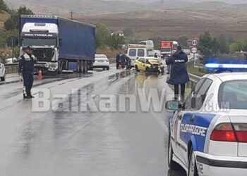 ΣΟΚ στην Καστοριά – Νεκρός οδηγός ταξί από την Καστοριά μέσα στην Αλβανία στον δρόμο από ΚΟΡΥΤΣΑ για ΠΟΓΡΑΔΕΤΣ