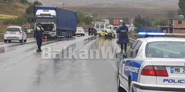 ΣΟΚ στην Καστοριά – Νεκρός οδηγός ταξί από την Καστοριά μέσα στην Αλβανία στον δρόμο από ΚΟΡΥΤΣΑ για ΠΟΓΡΑΔΕΤΣ