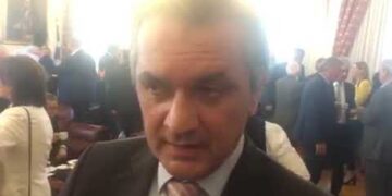 Κασαπίδης: “Ως δυτικομακεδόνες να προετοιμαστούμε για τον οικονομικό πόλεμο που έρχεται και να είμαστε προετοιμασμένοι” – “Έχω διαφωνήσει την έλευση μεταναστών” (video)