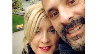 Τι θα πει «λείπεις»; – Γράφει η Πίστη Κρυσταλλίδου