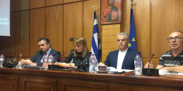 Ενημέρωση για θέματα ΔΕΗ θα έχει ο περιφερειάρχης στην Αθήνα – Θα ακολουθήσει συνάντηση των επικεφαλής