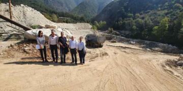 Τα έργα υποδομής και ανάπτυξης του Δήμου Βελβεντού επισκέφτηκε  ο Αντιπεριφερειάρχης ΠΕ Κοζάνης Γρηγόρης Τσιούμαρης, με κλιμάκιο των Τεχνικών Υπηρεσιών