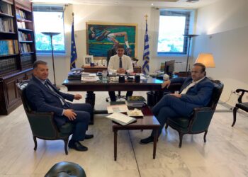 Συνάντηση Γ. Αντωνιάδη – Α. Μπιτάκη με τον υφυπουργό Αθλητισμού Λευτέρη Αυγενάκη