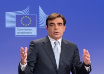 Μαργαρίτης Σχοινάς, αντιπρόεδρος της ΕΕ: «Κομβικό ρόλο στην πράσινη οικονομία θα έχει το Ταμείο Δίκαιης Μετάβασης» – Τι λέει για Δυτική Μακεδονία και Μεγαλόπολη