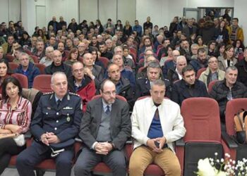 Με επιτυχία υλοποιήθηκε ημερίδα με θέμα «Οδηγώ με ασφάλεια τον χειμώνα» του Τμήματος Τροχαίας Καστοριάς