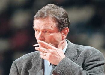 Το ΣΕΦ, η Εφές και το… τσιγάρο του «ξανθού»