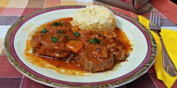 Μαγειρεύοντας με την Αρετή: Μοσχαράκι Κοκκινιστό!