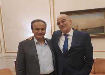 Με τον υπουργό Νίκο Δένδια συναντήθηκε ο Γιάννης Αντωνιάδης