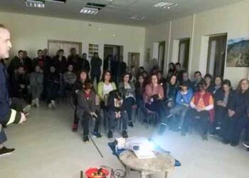 ΕΔΟΠ: Αυτόματος Εξωτερικός Απινιδωτής εγκαταστάθηκε στην Κοινότητα Μεσοβούνου Εορδαίας