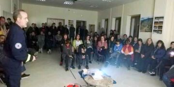 ΕΔΟΠ: Αυτόματος Εξωτερικός Απινιδωτής εγκαταστάθηκε στην Κοινότητα Μεσοβούνου Εορδαίας