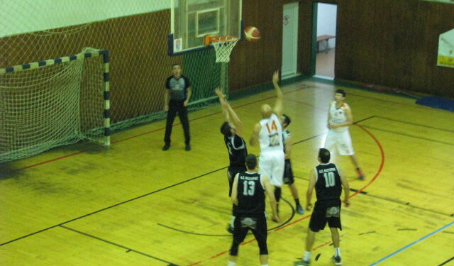 Μπάσκετ: Άνετο πέρασμα της Καστοριάς από την Πτολεμαΐδα