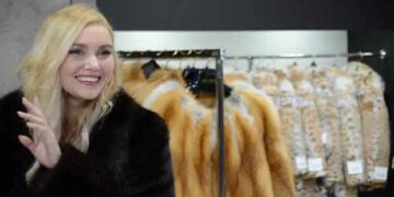 Ολοκληρώθηκε με εμπορική επιτυχία το 4o Fur Shopping Festival – Καινοτομία οι τέσσερις επιδείξεις μόδας