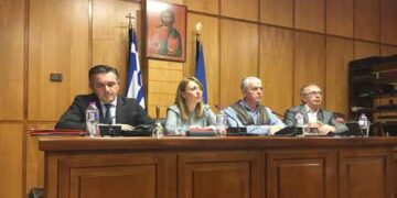 Κασαπίδης για μεταναστευτικό: “Η Περιφέρειά μας δεν μπορεί να σηκώσει άλλα βάρη-Είμαστε στην ίδια κατάσταση με το Β. Αιγαίο – Κινδυνεύουμε για λόγους κλιματικής αλλαγής να γίνουμε μετανάστες” (video)