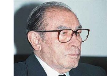 Ο Ευπατρίδης Μιχάλης Παπακωνταντίνου   – Από τα Παραπολιτικά του Παλμού της Τετάρτης 6 Νοεμβρίου