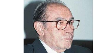 Ο Ευπατρίδης Μιχάλης Παπακωνταντίνου   – Από τα Παραπολιτικά του Παλμού της Τετάρτης 6 Νοεμβρίου