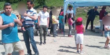 Καστοριά: Όταν οι κάτοικοι έκαναν μπάρμπεκιου για ντόπιους και πρόσφυγες στην Κοτύλη