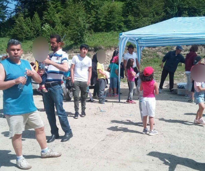 Καστοριά: Όταν οι κάτοικοι έκαναν μπάρμπεκιου για ντόπιους και πρόσφυγες στην Κοτύλη