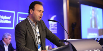 Νίκη Παπαστεργίου στη “γαλάζια” μάχη της ΚΕΔΕ- Θα εκλεγεί νέος Πρόεδρος της ΚΕΔΕ ο Δήμαρχος Τρικκαίων- Εκτός Δ.Σ. Πλακεντάς- Κορεντσίδης