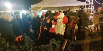 Το ονειροχωριό των θαυμάτων, ο Αη Βασίλης με το έλκηθρο και δώρα για τα παιδιά, στην Πεντάβρυσο Εορδαίας! (photo-video)