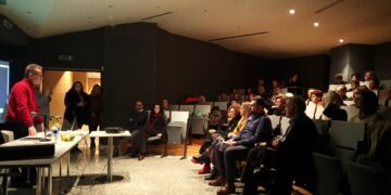 Κοζάνη:  Με επιτυχία η ομιλία «Αναγνώσματα Λόγου και Εικόνας» της Πέλλης Μάστορα και τα εγκαίνια της έκθεσης εικαστικών έργων του Χρήστου Κούντουρα